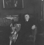 Warszawa_maj_1938_w_mieszkaniu_Niklewiczów_na_krótko_przed_wyjazdem_do_Drozdowa Warszawa_maj_1938_w_mieszkaniu_Niklewiczów_na_krótko_przed_wyjazdem_do_Drozdowa